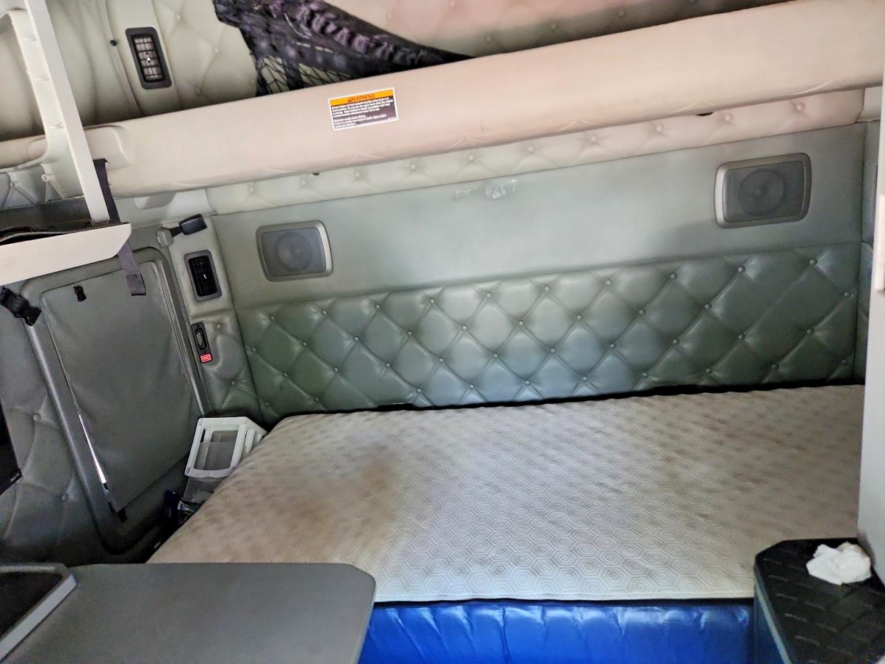 1XKYD49X6MJ446026 · 2021 KENWORTH CONSTRUCTION · 6/10