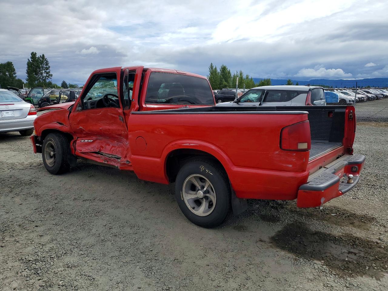 1GCCS194XY8127273 · 2000 CHEVROLET S TRUCK · 2/12