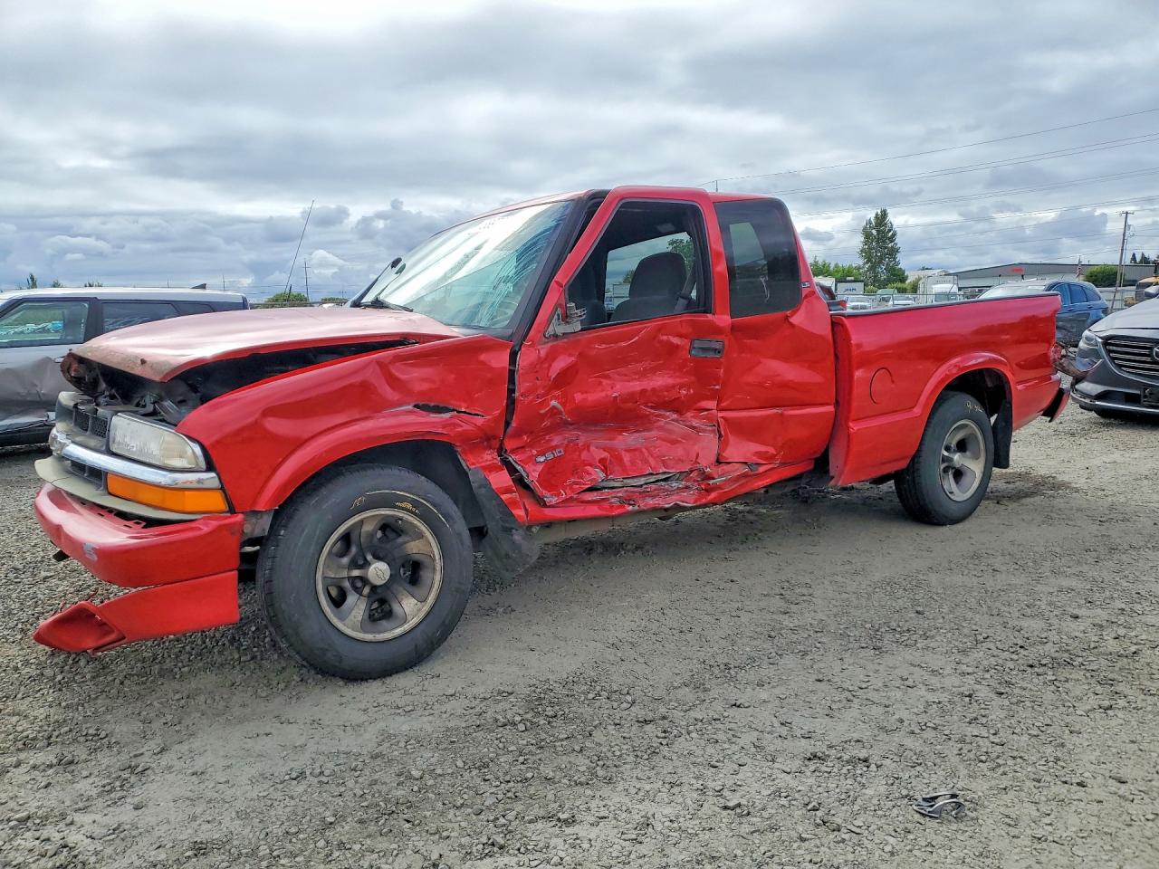 1GCCS194XY8127273 · 2000 CHEVROLET S TRUCK