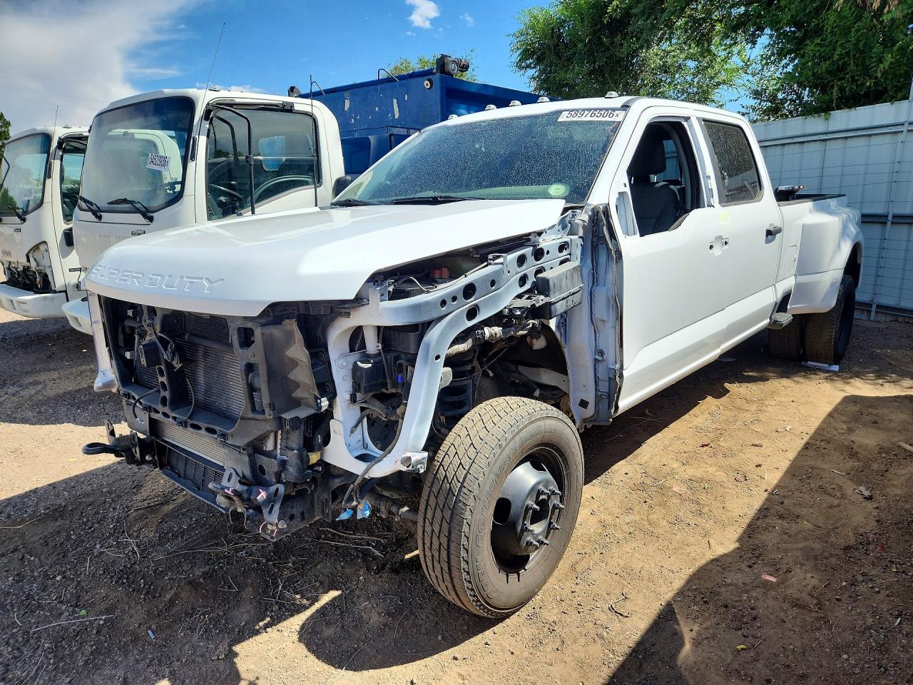1FT8W3DT1PEC05833 · 2023 FORD F350