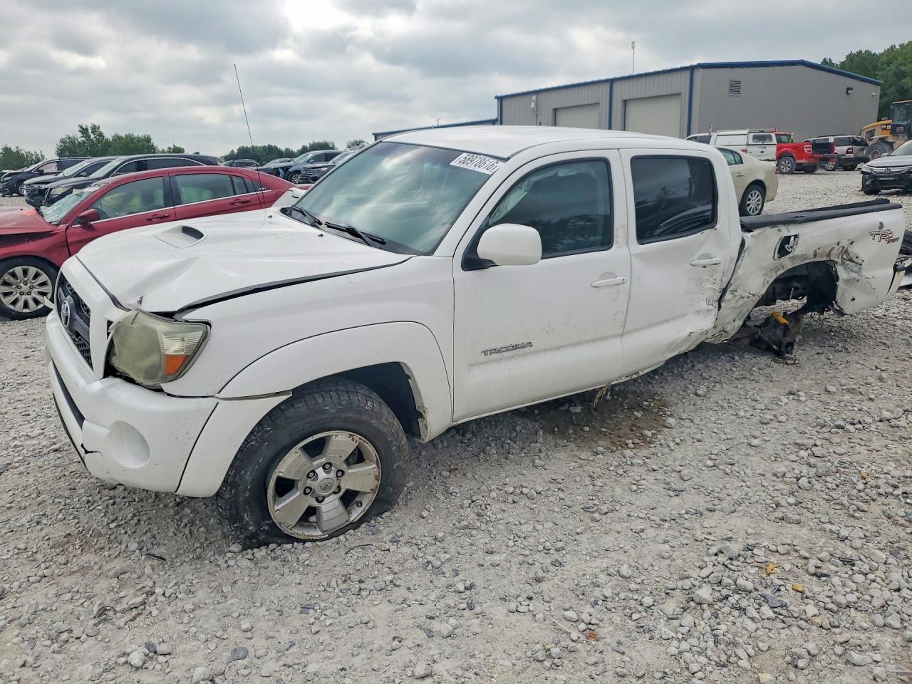 5TFMU4FN2BX001855 · 2011 TOYOTA TACOMA