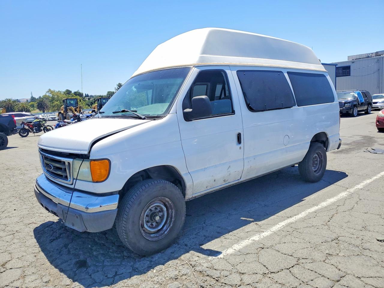 2004 FORD ECONOLINE