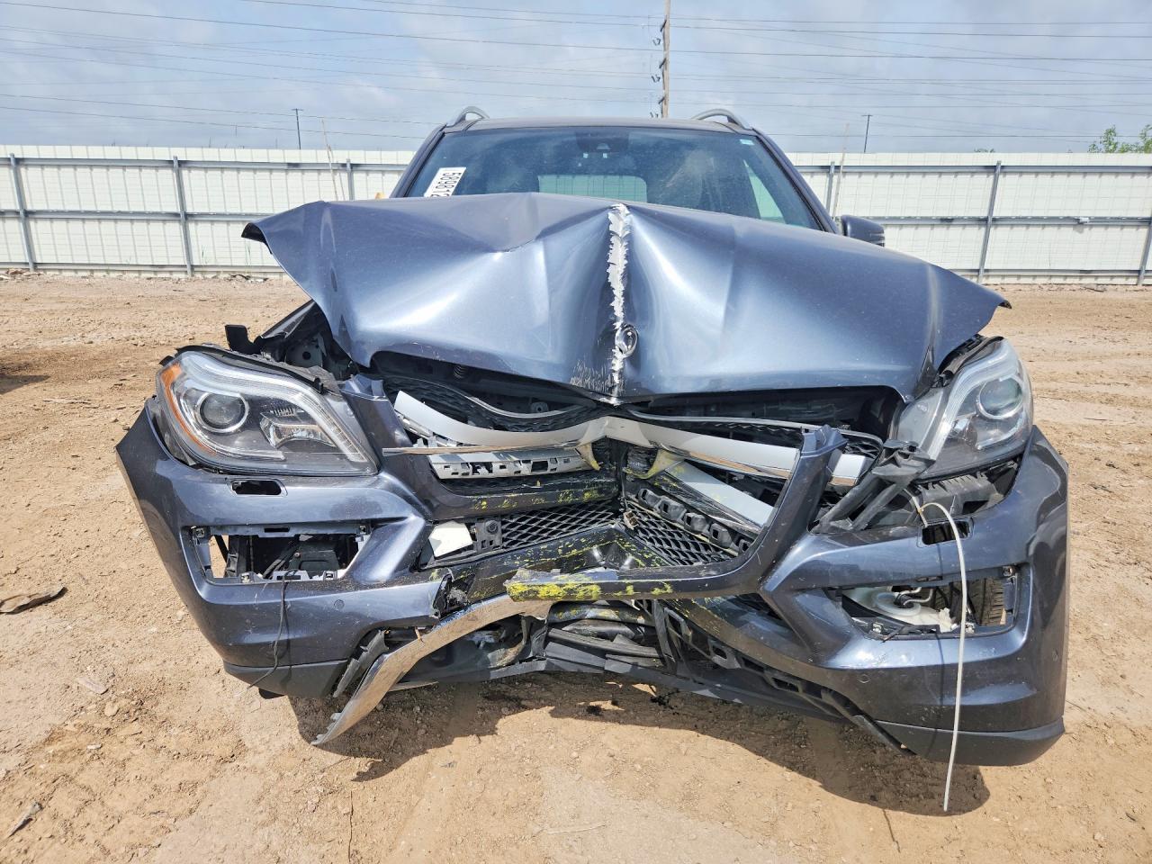 4JGDF2EE6FA516071 · 2015 MERCEDES-BENZ GL · 5/13