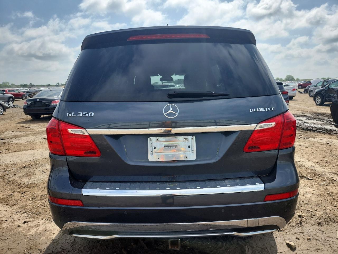 4JGDF2EE6FA516071 · 2015 MERCEDES-BENZ GL · 6/13