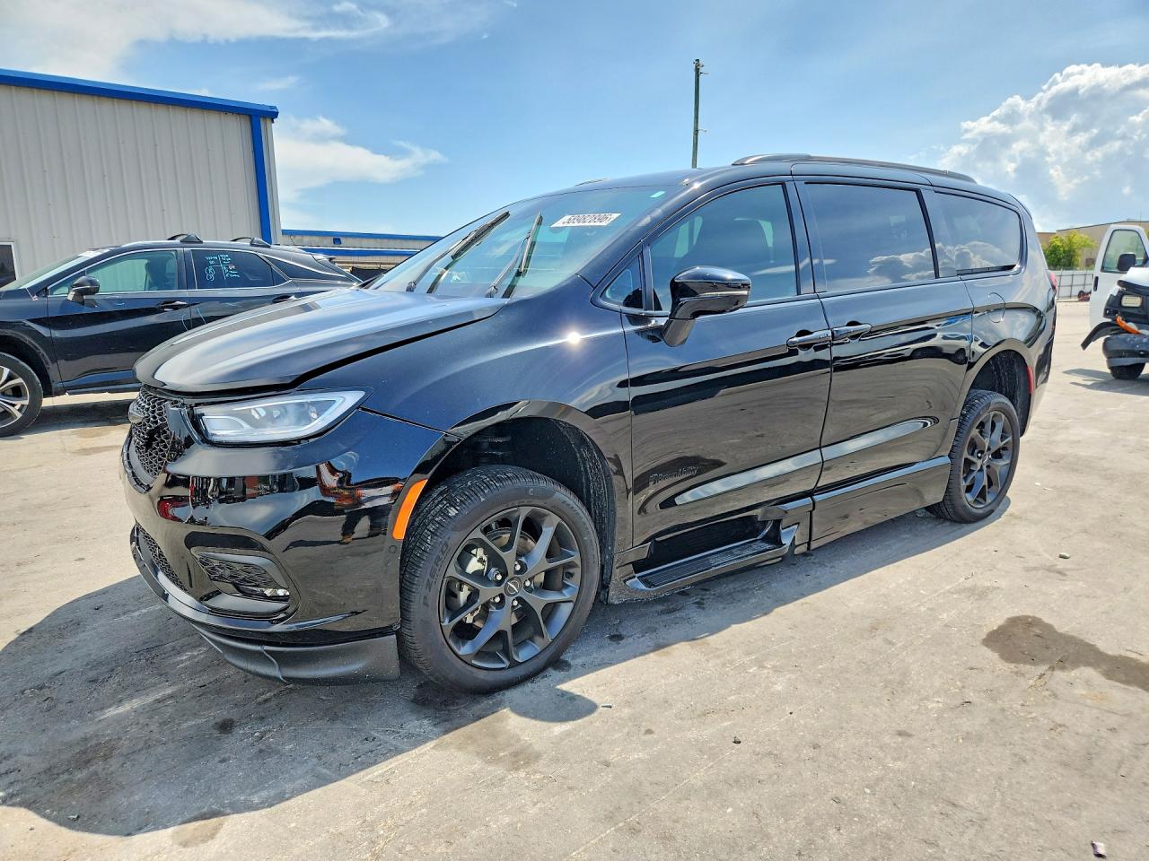 2C4RC1BG7RR173502 · 2024 CHRYSLER PACIFICA