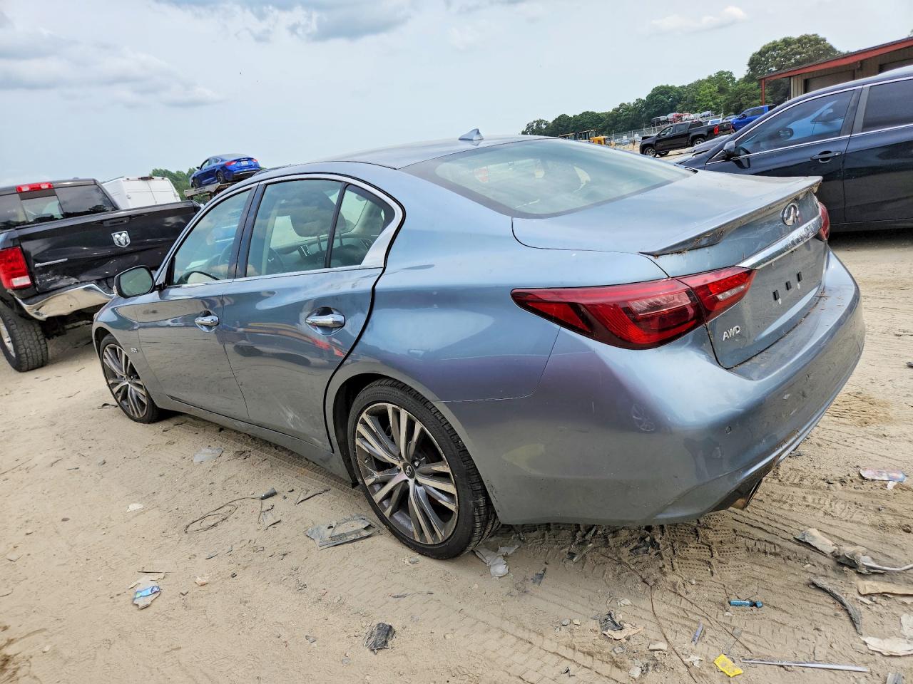 JN1EV7AR8JM432104 · 2018 INFINITI Q50 · 2/12