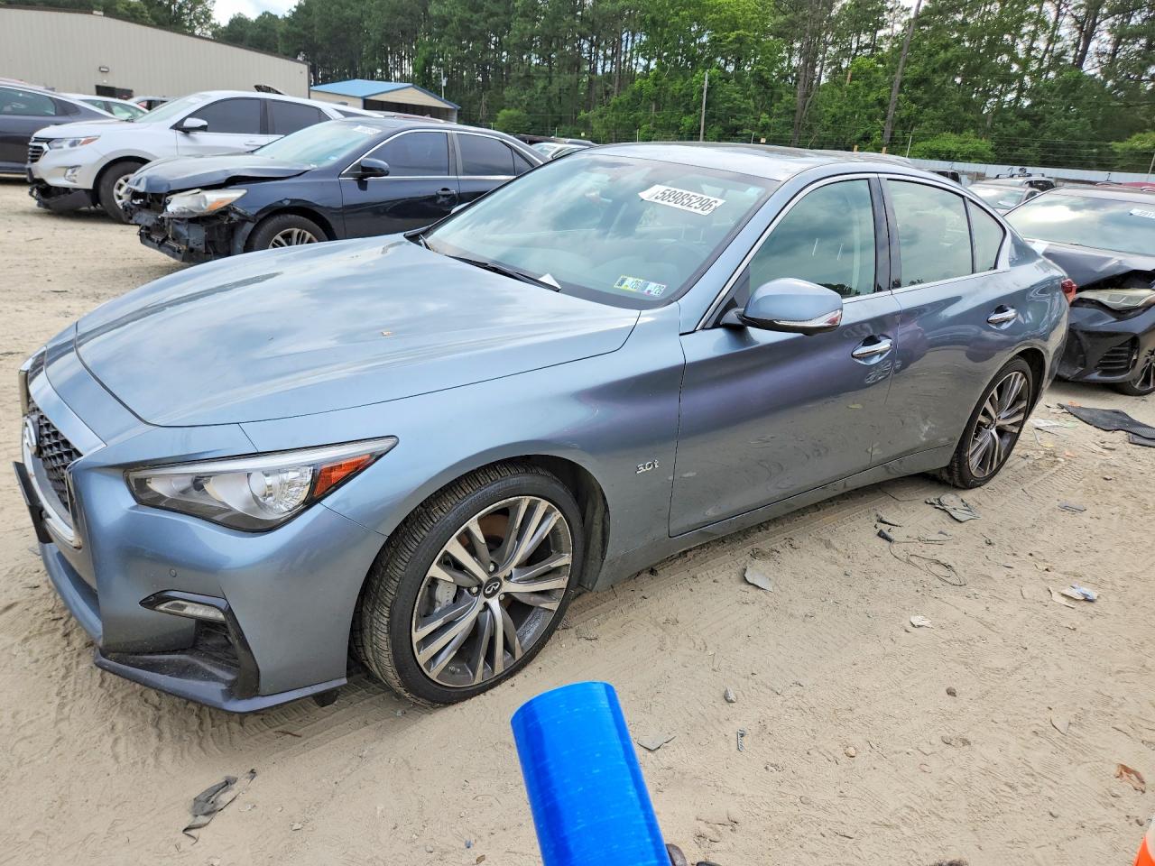 JN1EV7AR8JM432104 · 2018 INFINITI Q50