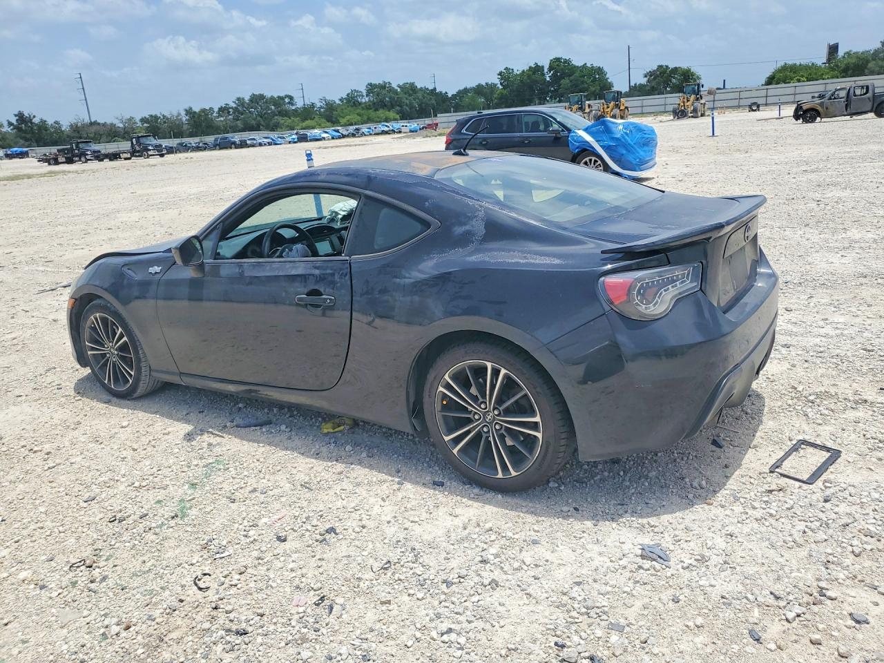 JF1ZNAA14D2721573 · 2013 SCION FR-S · 2/12