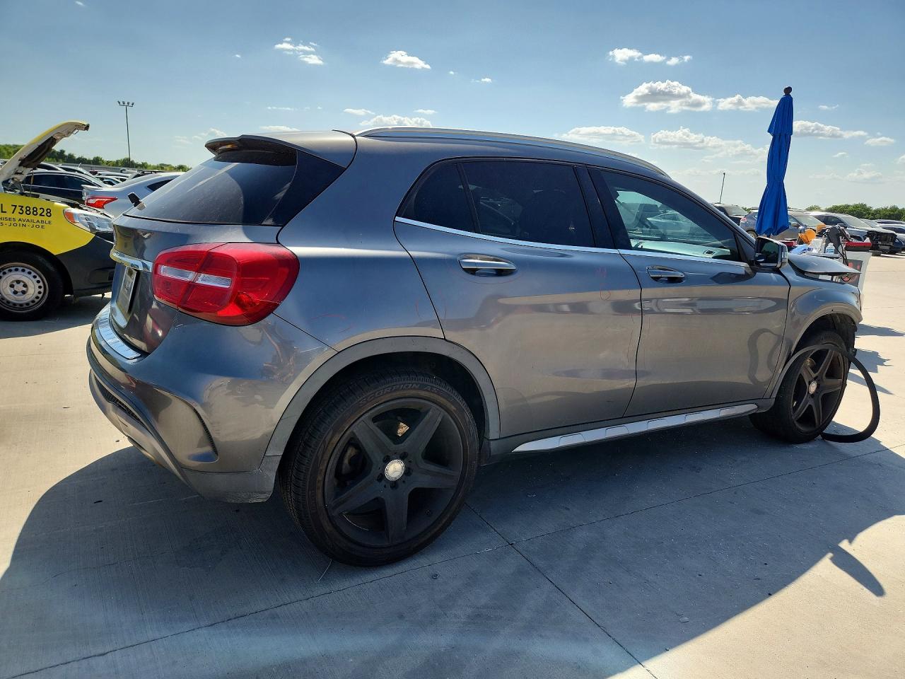 WDCTG4EB4FJ102103 · 2015 MERCEDES-BENZ GLA · 3/13