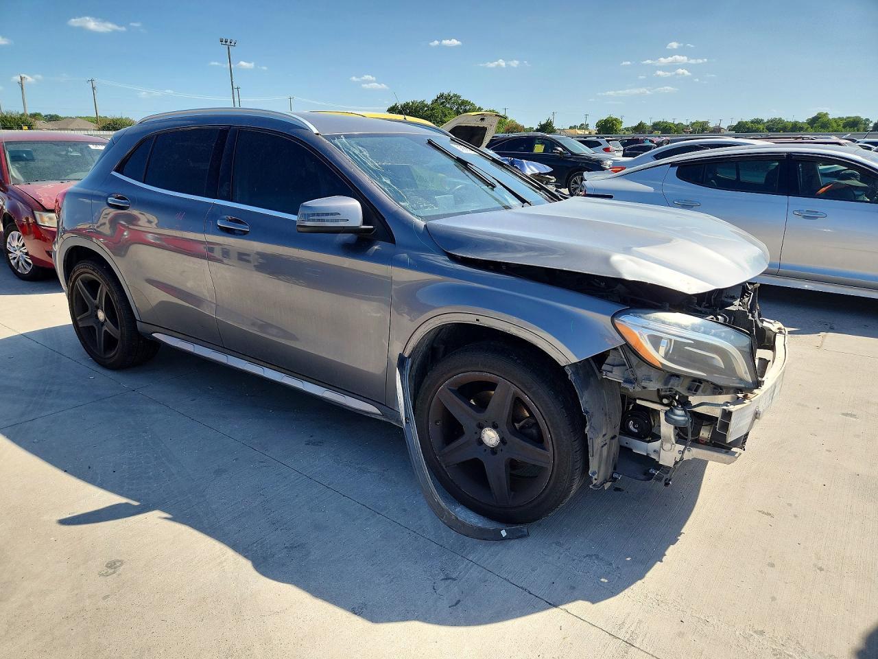 WDCTG4EB4FJ102103 · 2015 MERCEDES-BENZ GLA · 4/13