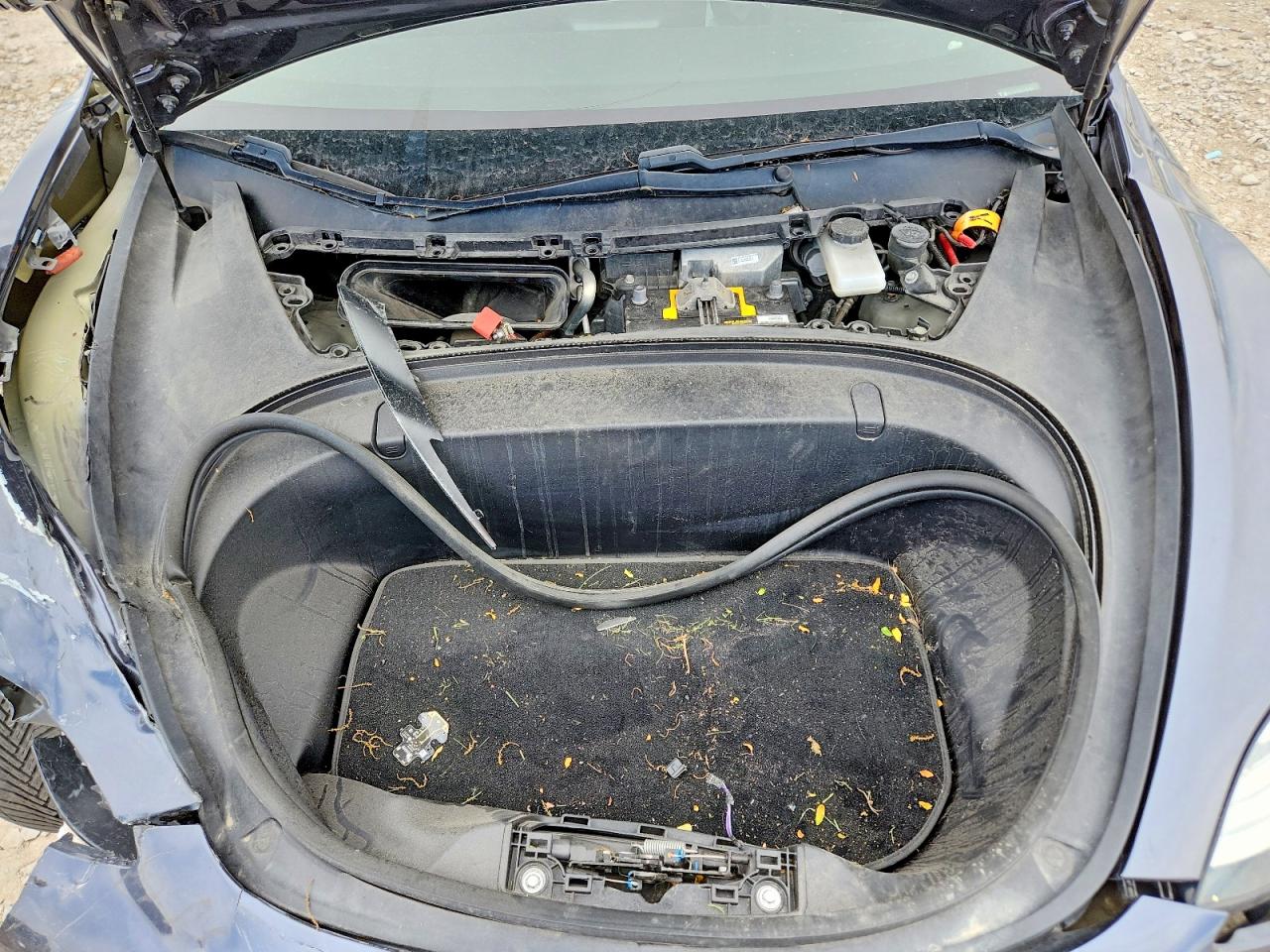 5YJ3E1EB3JF181354 · 2018 TESLA MODEL 3 · 11/12