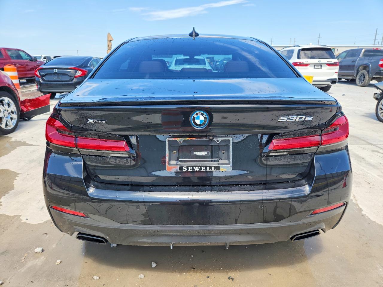 WBA33AG08NCK77093 · 2022 BMW 530XE · 2/8