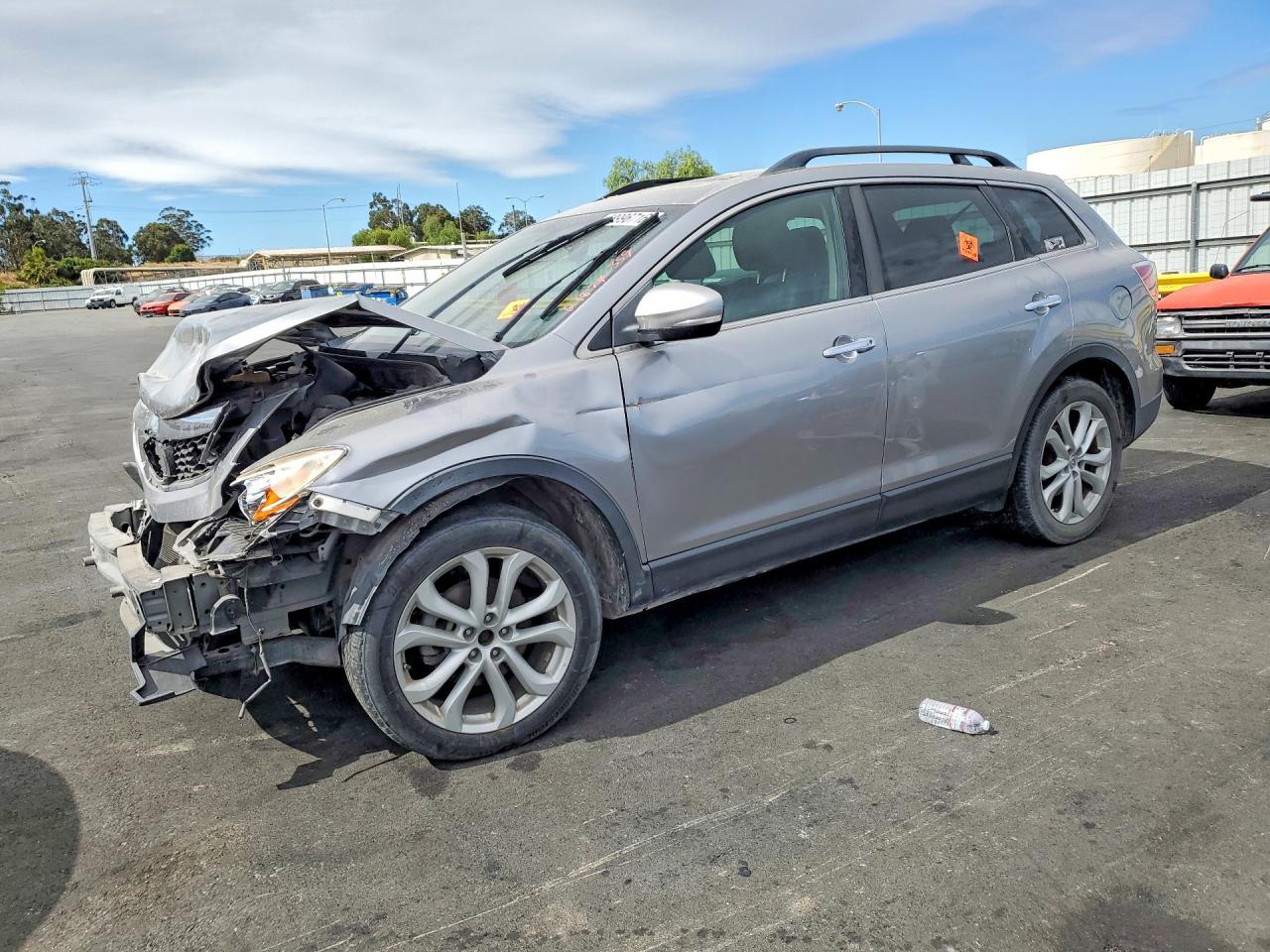 JM3TB3DV5C0361086 · 2012 MAZDA CX-9