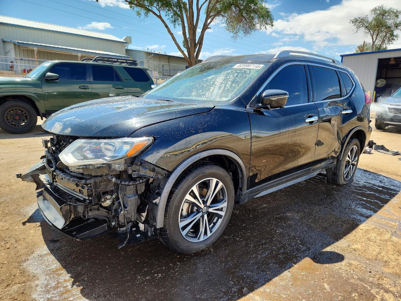 JN8AT2MV8LW140705 · 2020 NISSAN ROGUE