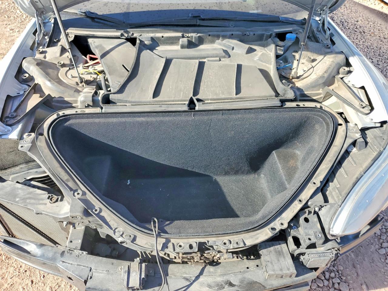 5YJSA1E26JF257690 · 2018 TESLA MODEL S · 11/13