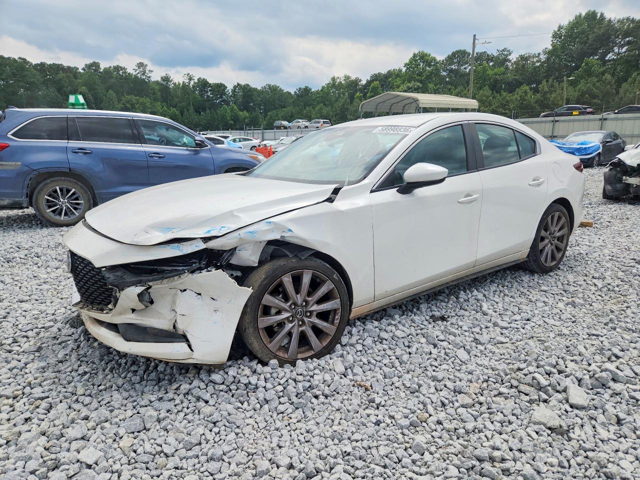3MZBPABM8MM207617 · 2021 MAZDA 3