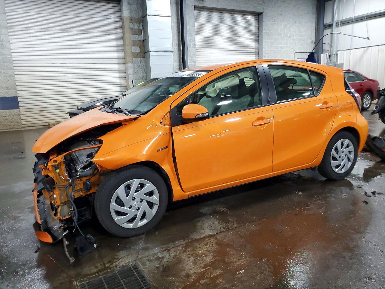 JTDKDTB35F1086253 · 2015 TOYOTA PRIUS C