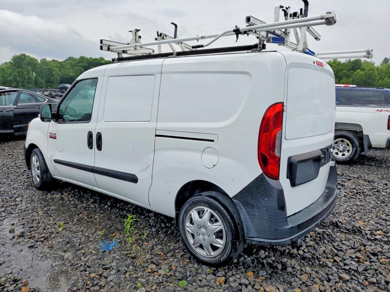 ZFBERFAB2J6L72732 · 2018 RAM PROMASTER CITY · 2/14