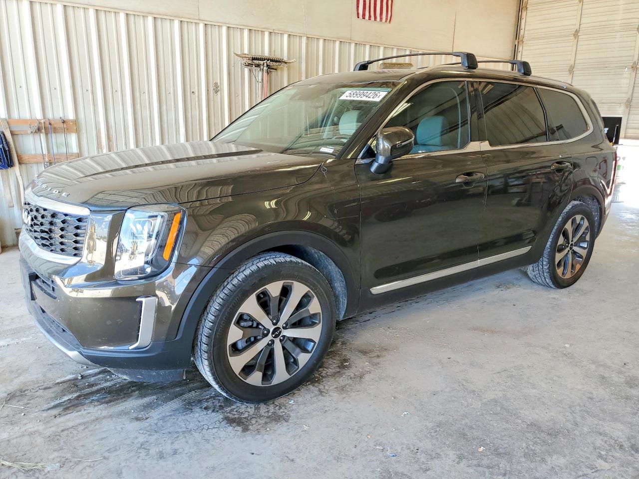 5XYP34HC1NG210975 · 2022 KIA TELLURIDE