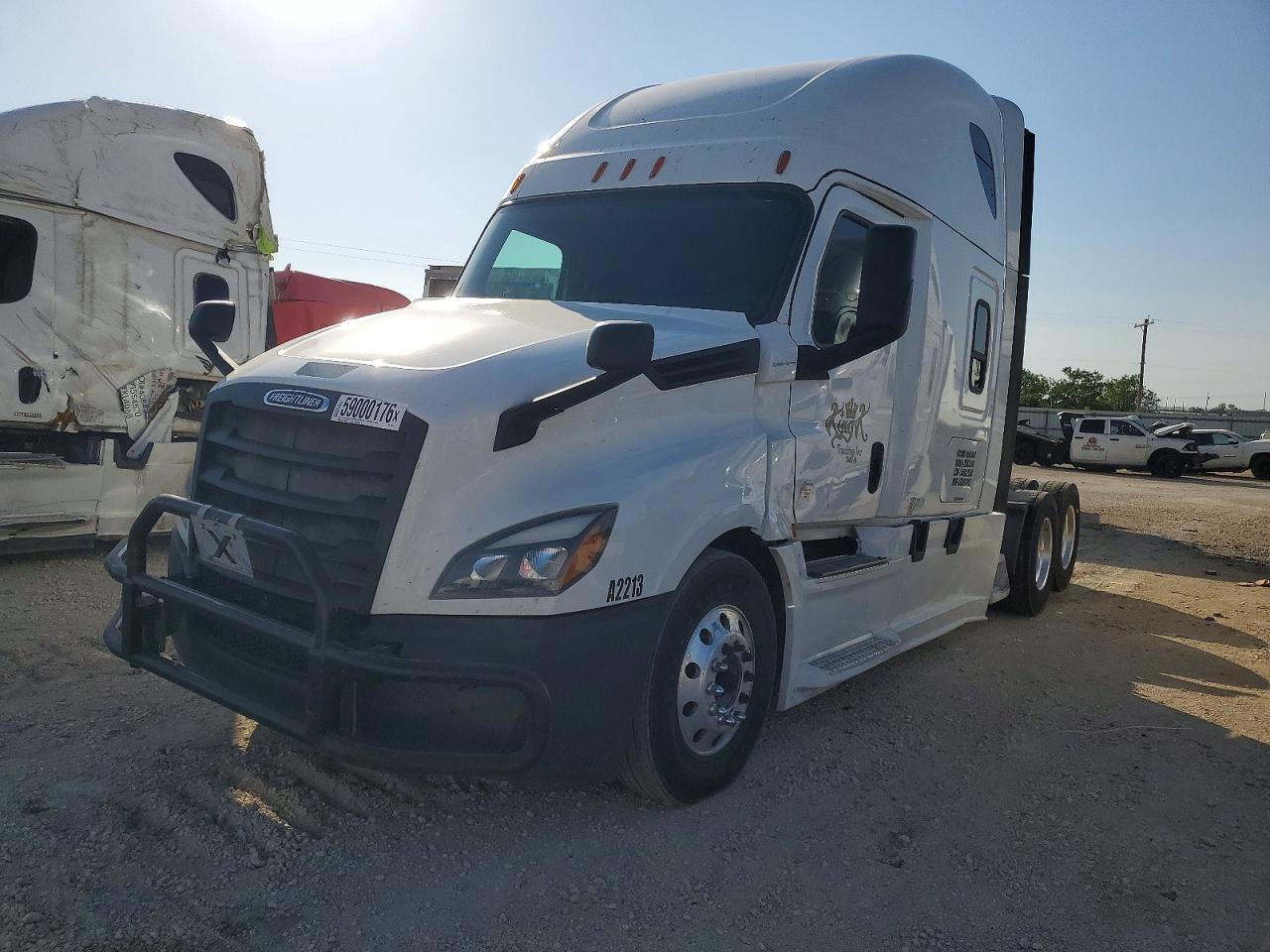3AKJHHDR9LSLR8362 · 2020 FREIGHTLINER CASCADIA 126 · 2/9