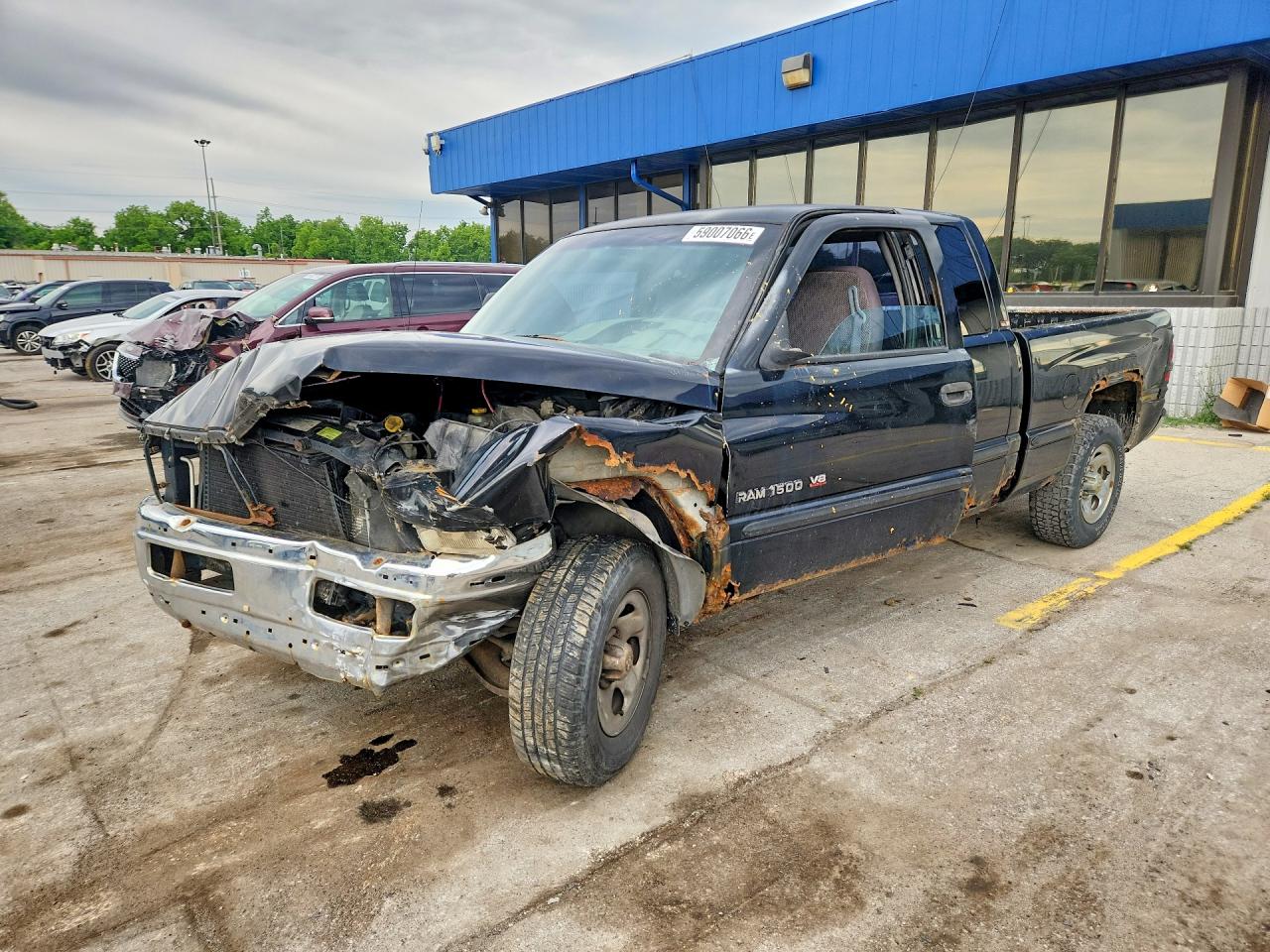3B7HC13Y9XG184443 · 1999 DODGE RAM 1500