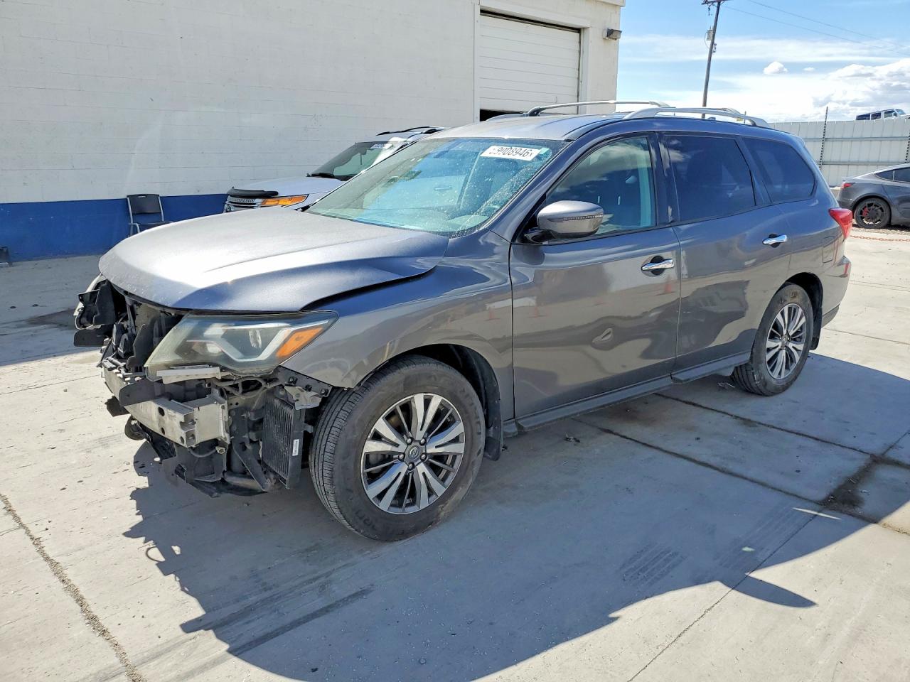 5N1DR2AM8LC575787 · 2020 NISSAN PATHFINDER