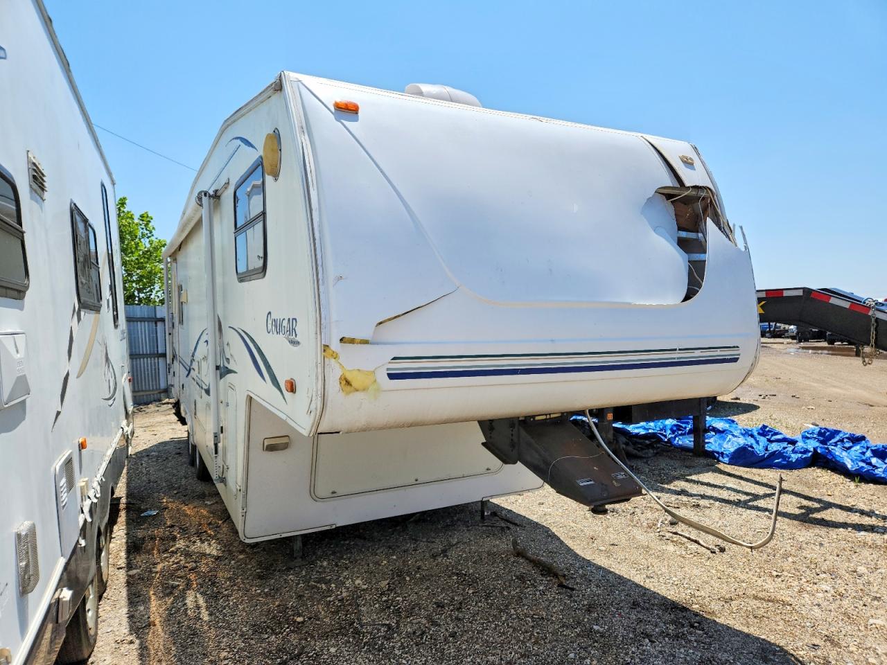 4YDF2762322032385 · 2002 COUGAR TRAILER