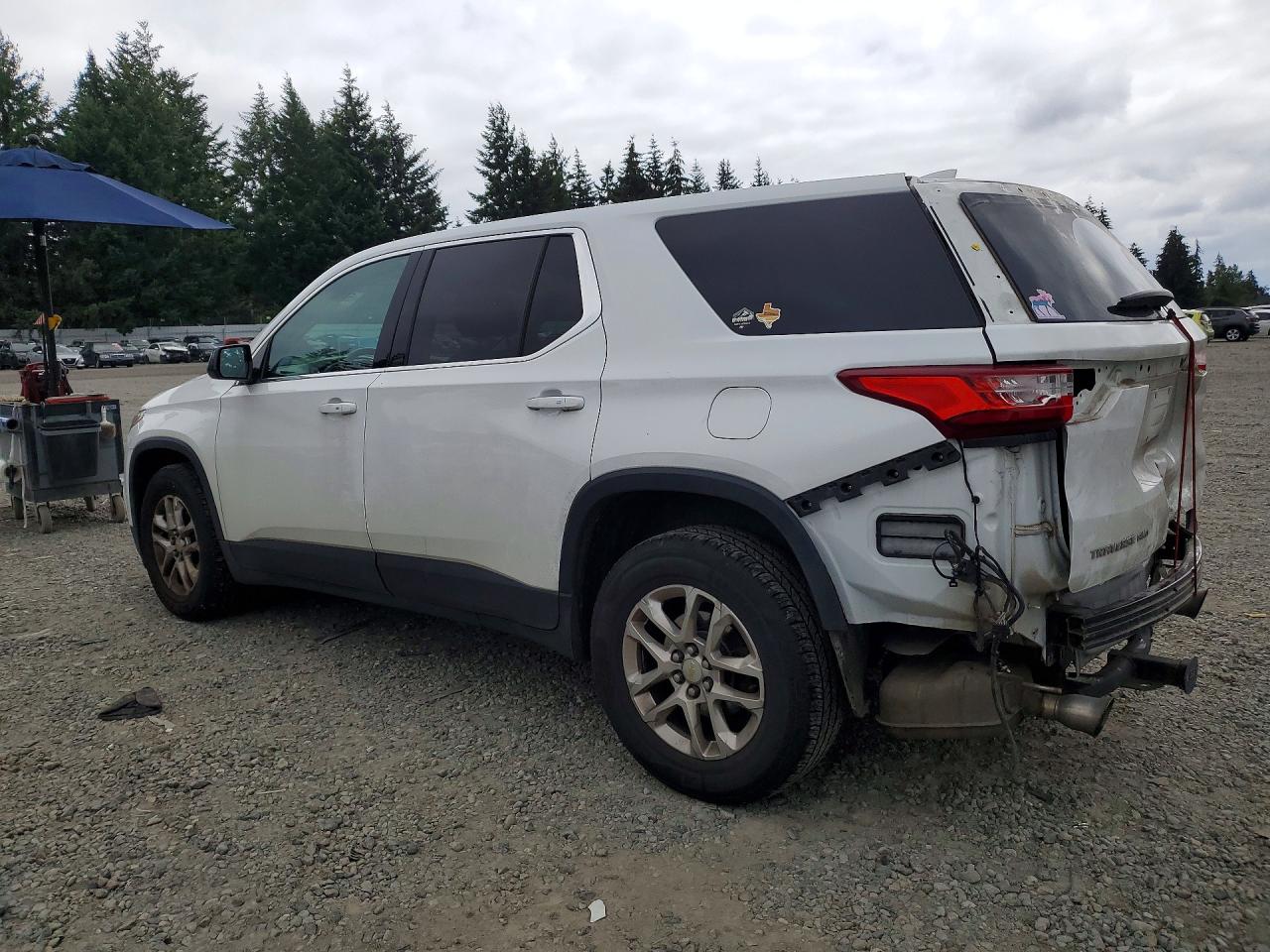 1GNEVLKW6KJ140780 · 2019 CHEVROLET TRAVERSE · 2/14