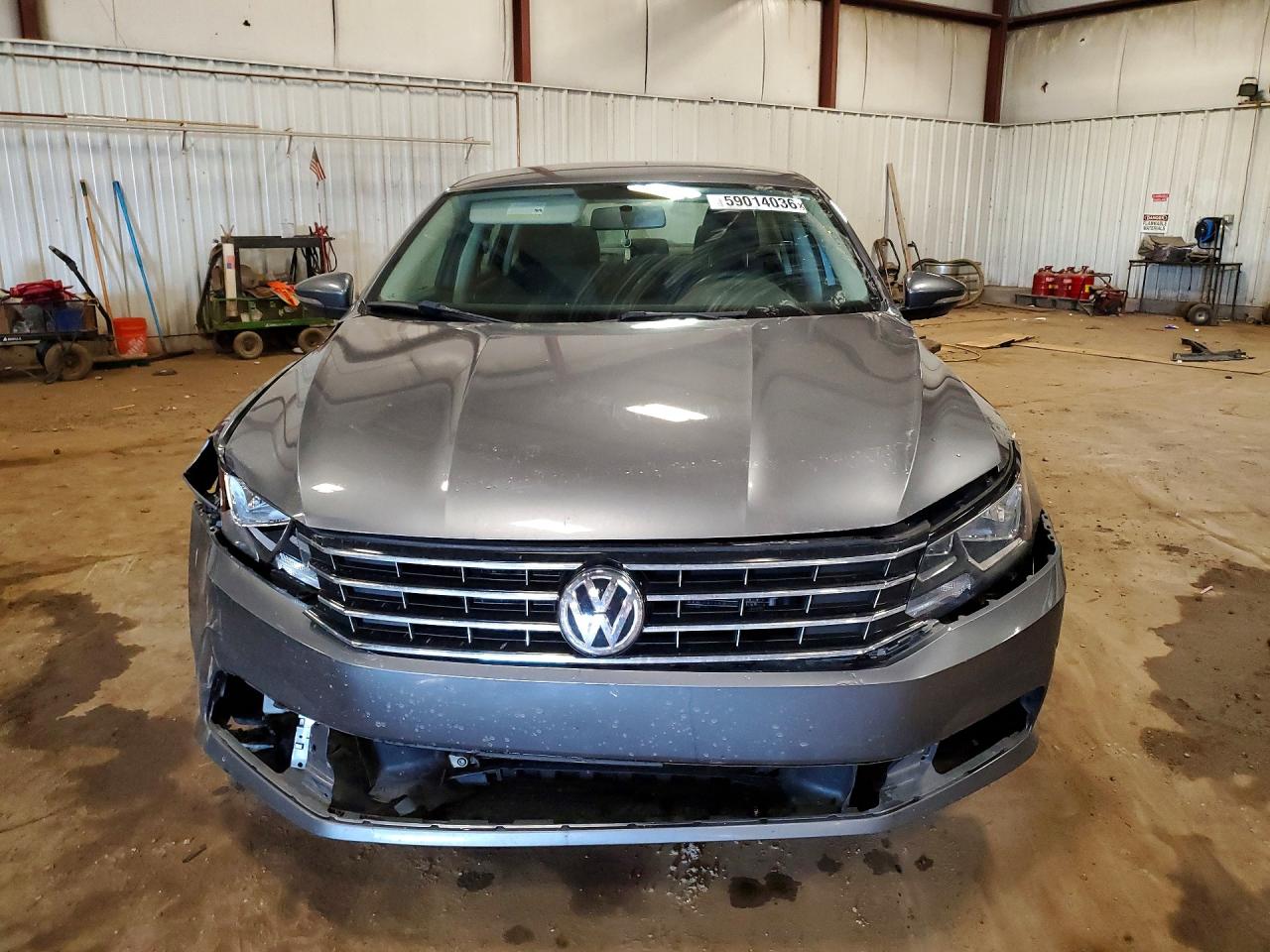 1VWAT7A37HC052486 · 2017 VOLKSWAGEN PASSAT · 5/11