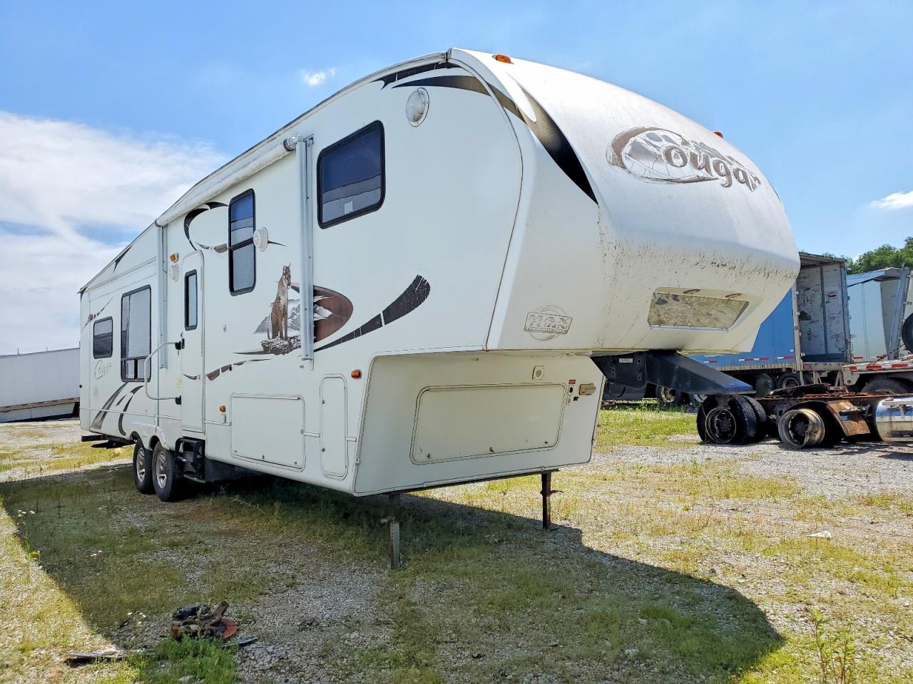 4YDF32726B2501211 · 2014 COUGAR COUGAR