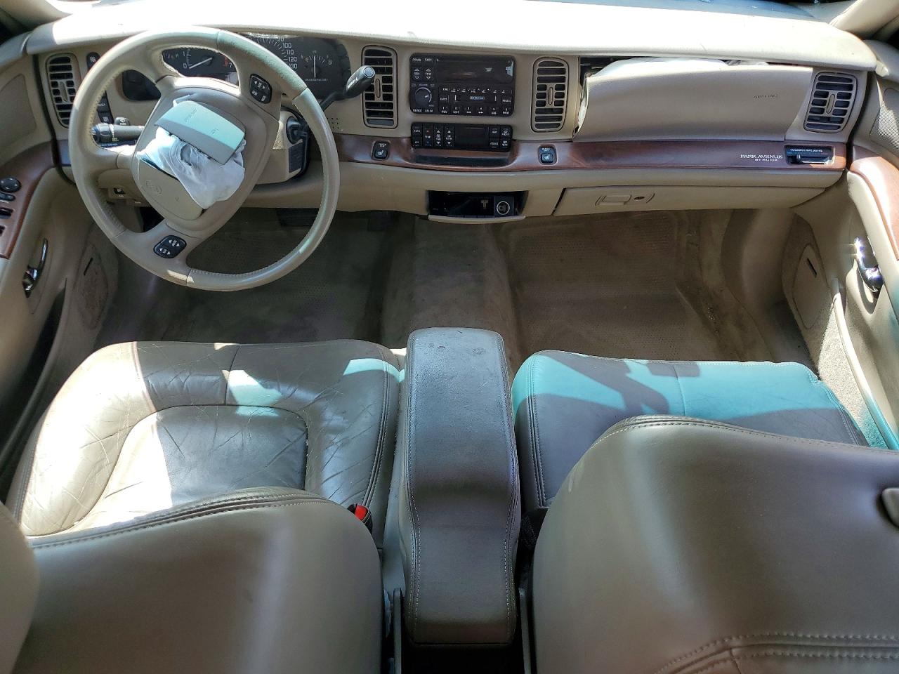 1G4CW54K7Y4227772 · 2000 BUICK PARK AVENUE · 6/10