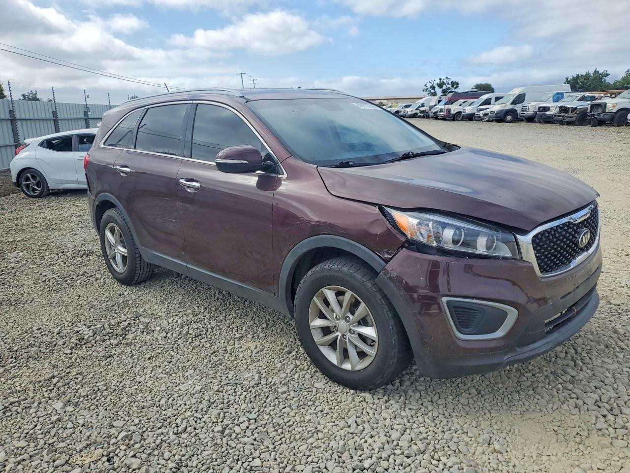 5XYPG4A34HG285012 · 2017 KIA SORENTO · 4/13