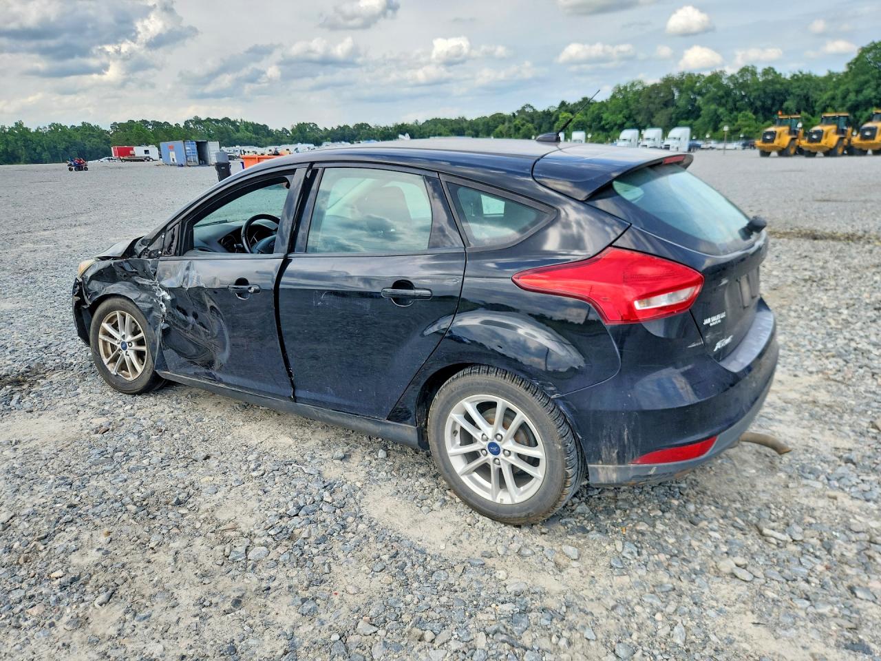 1FADP3K26GL375922 · 2016 FORD FOCUS · 2/12