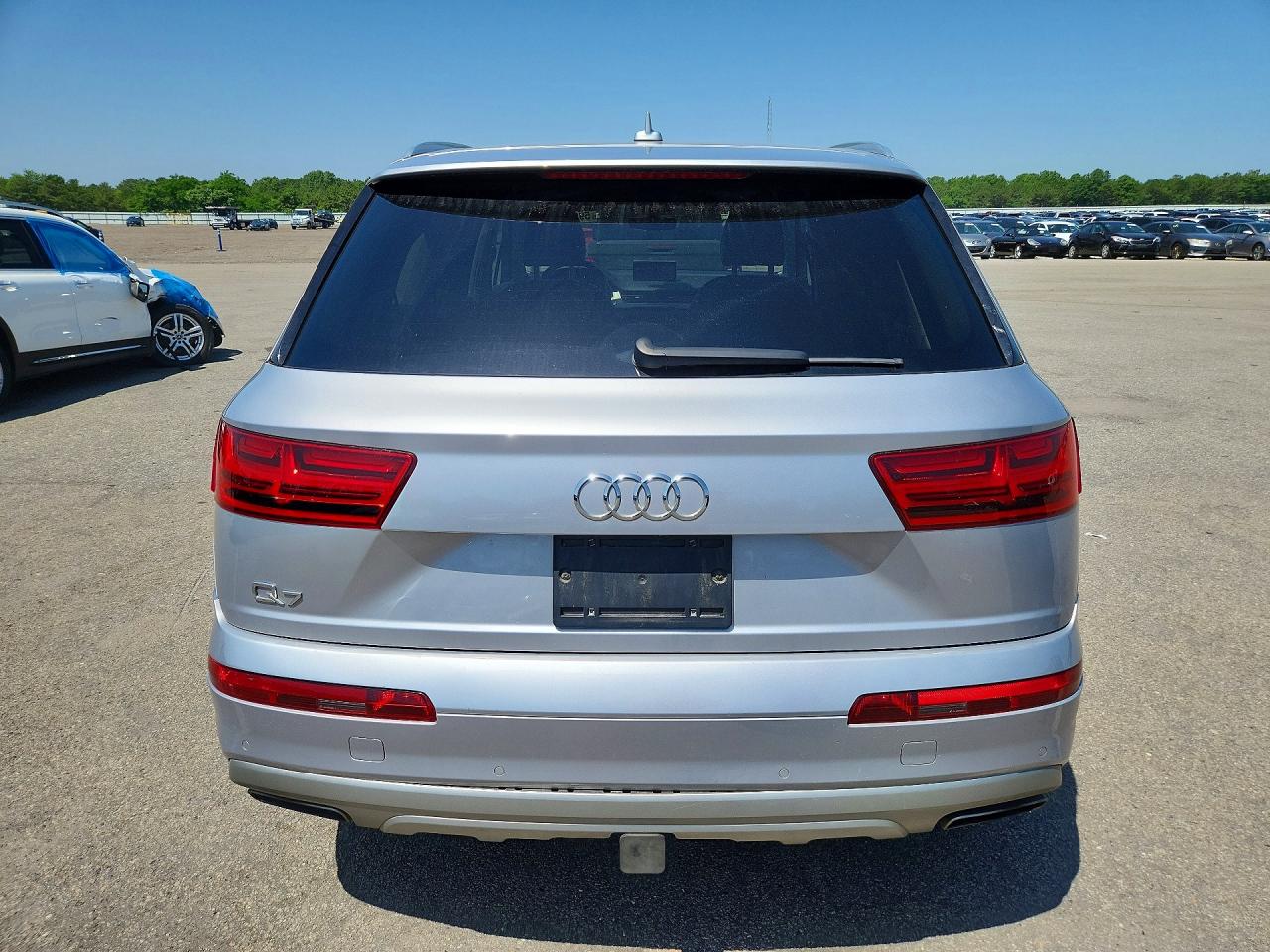 WA1LHAF71KD022904 · 2019 AUDI Q7 · 6/13