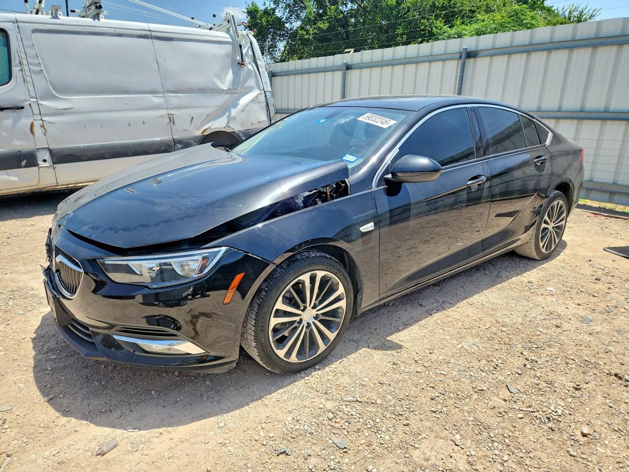 W04GP6SX6J1147369 · 2018 BUICK REGAL