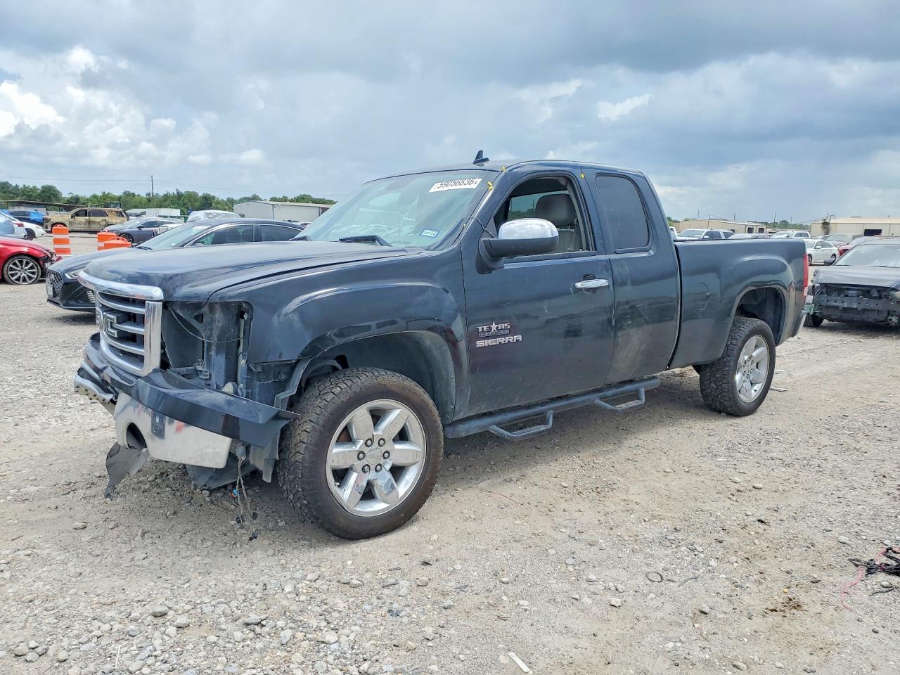 2013 GMC SIERRA