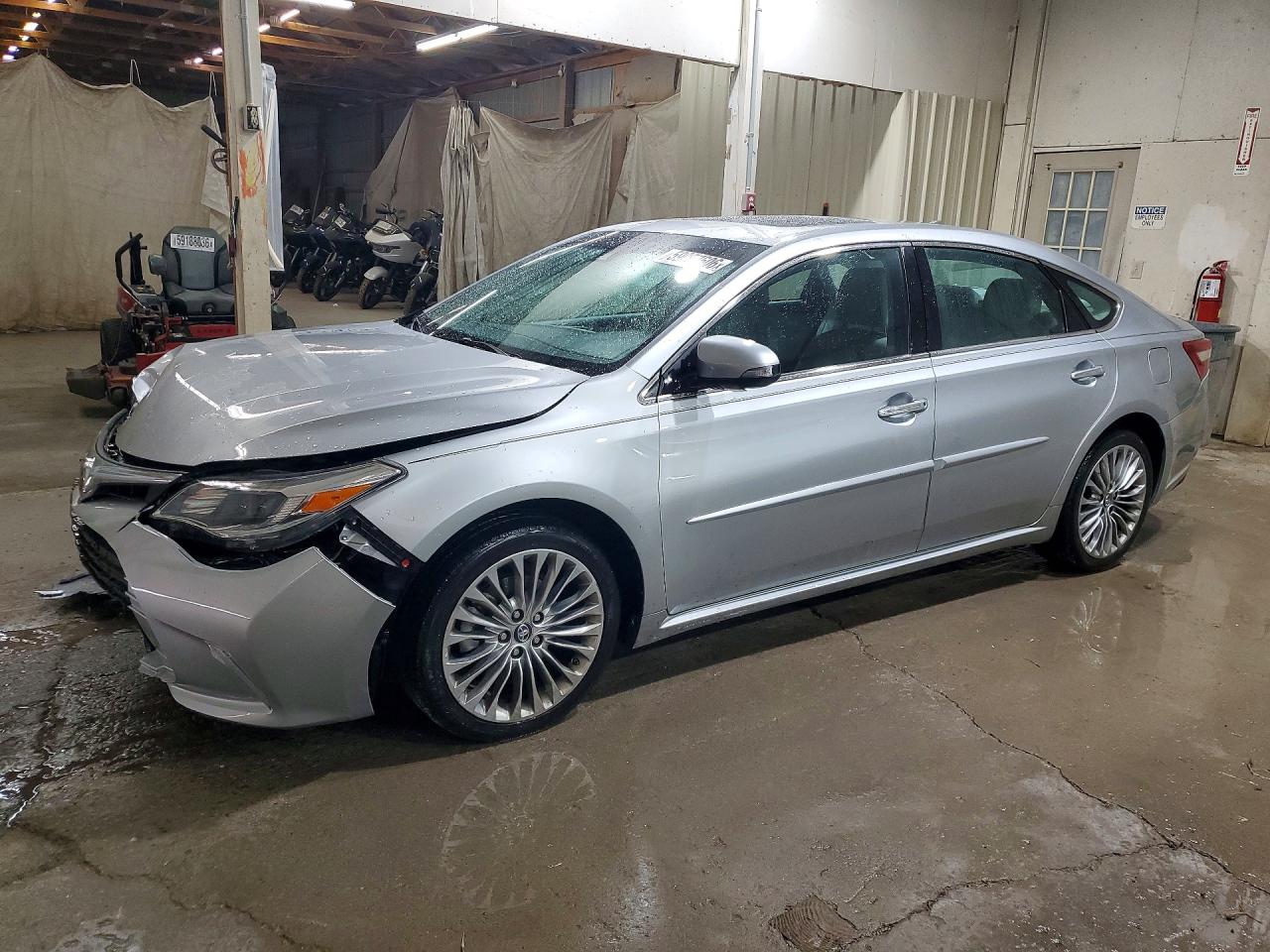 4T1BK1EB5GU237312 · 2016 TOYOTA AVALON