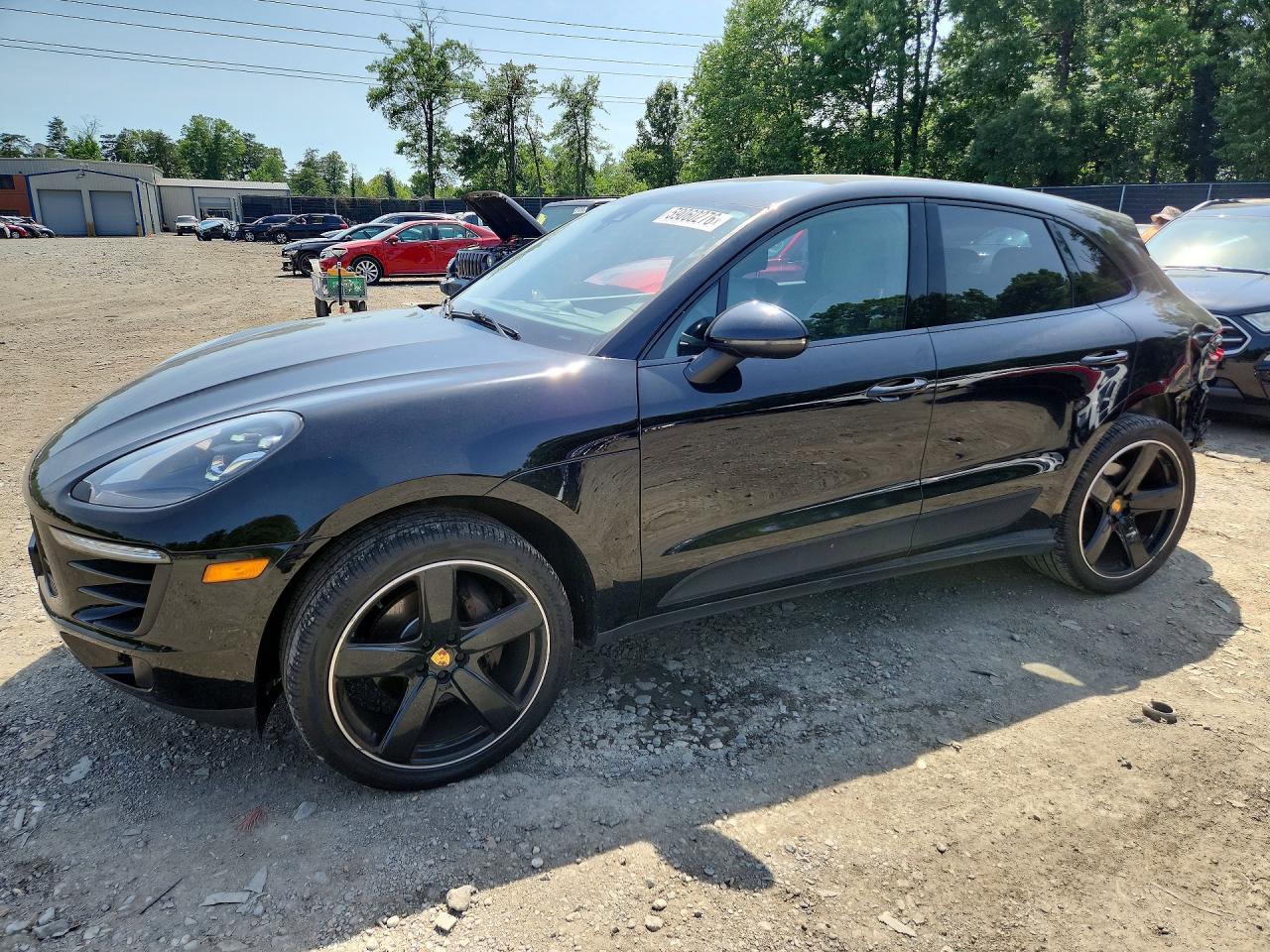 WP1AA2A52HLB08412 · 2017 PORSCHE MACAN