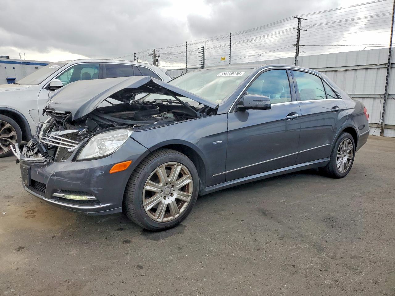 WDDHF8JB4CA552024 · 2012 MERCEDES-BENZ E