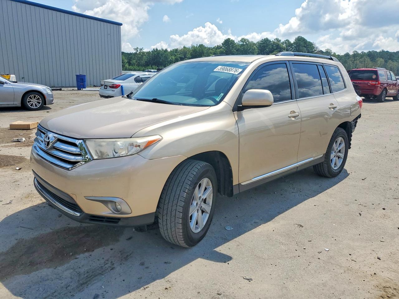 5TDBK3EH4DS261900 · 2013 TOYOTA HIGHLANDER