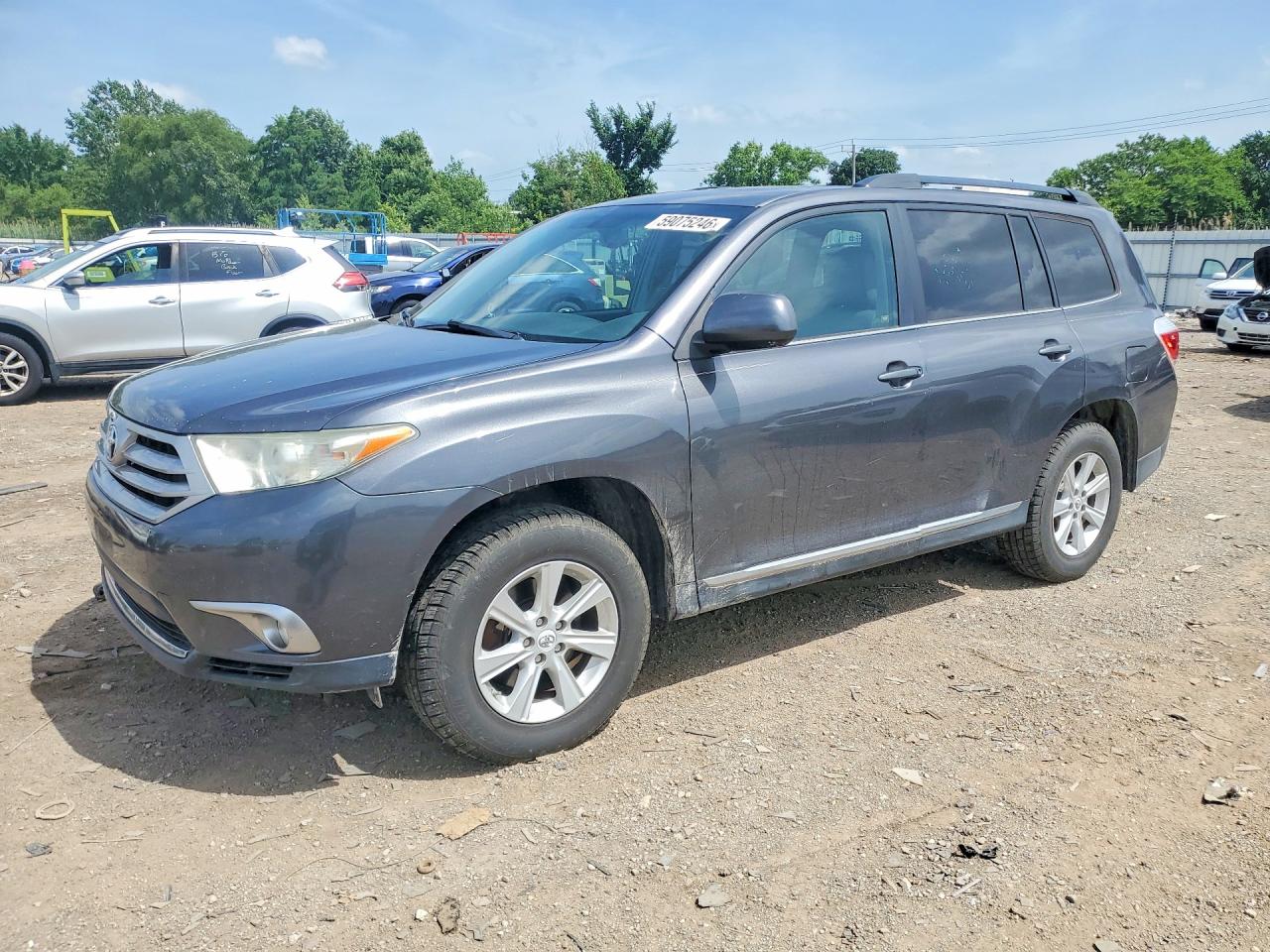 5TDBK3EH5BS074680 · 2011 TOYOTA HIGHLANDER