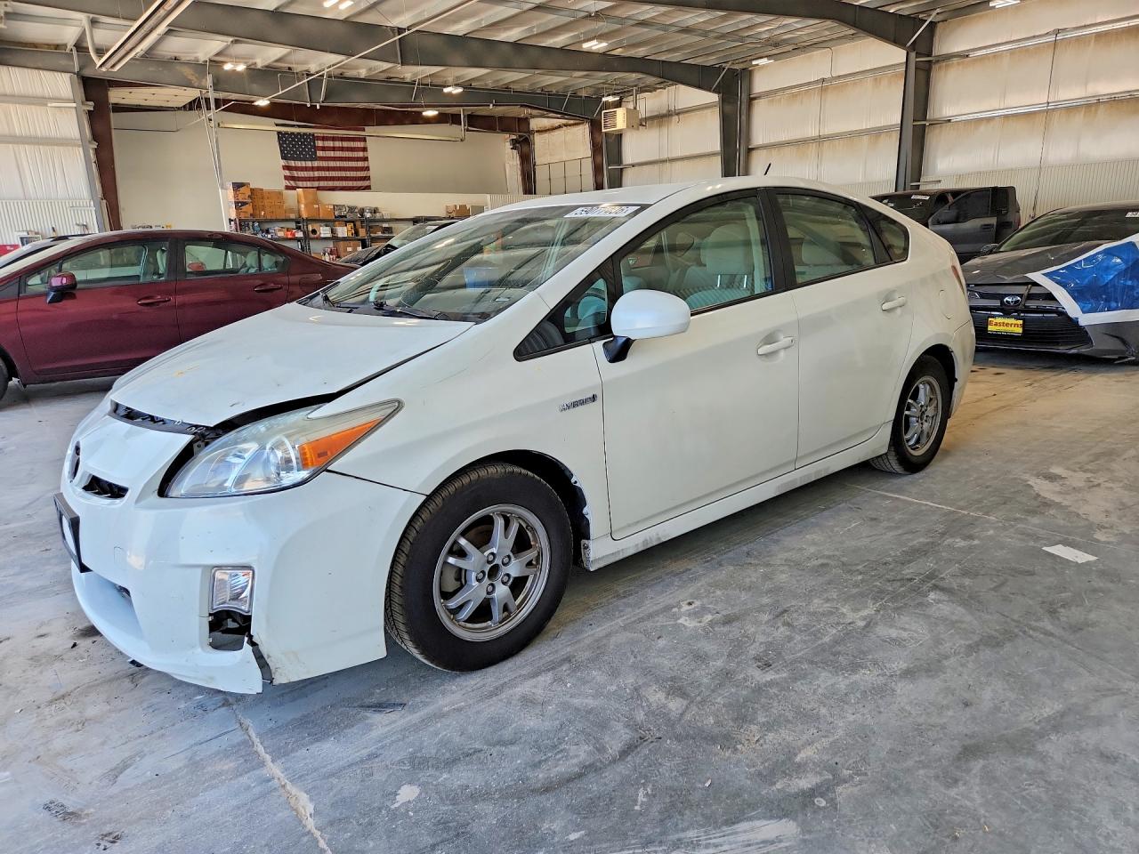 JTDKN3DU6B5360369 · 2011 TOYOTA PRIUS