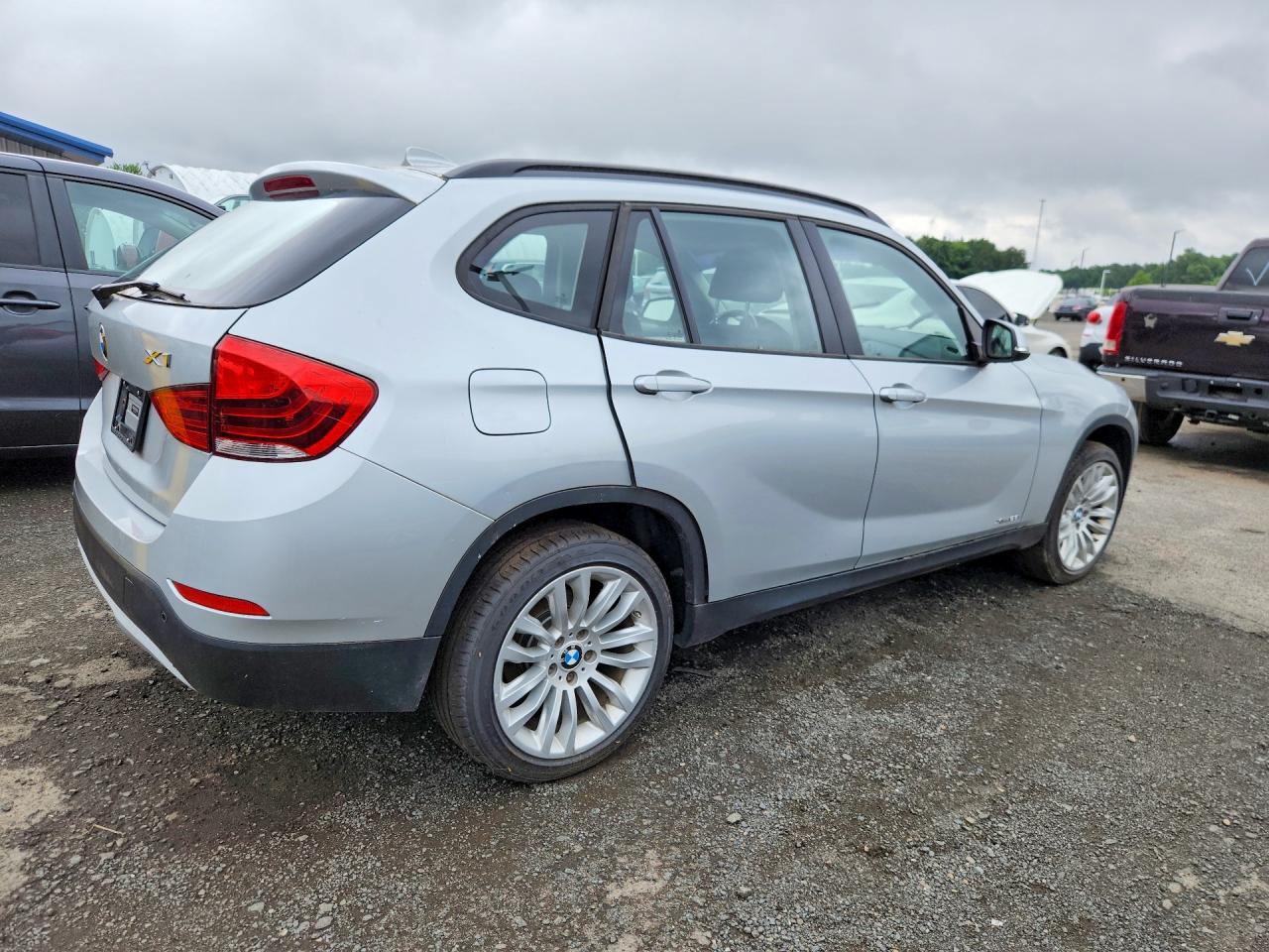 WBAVL1C58FVY32527 · 2015 BMW X1 · 3/12