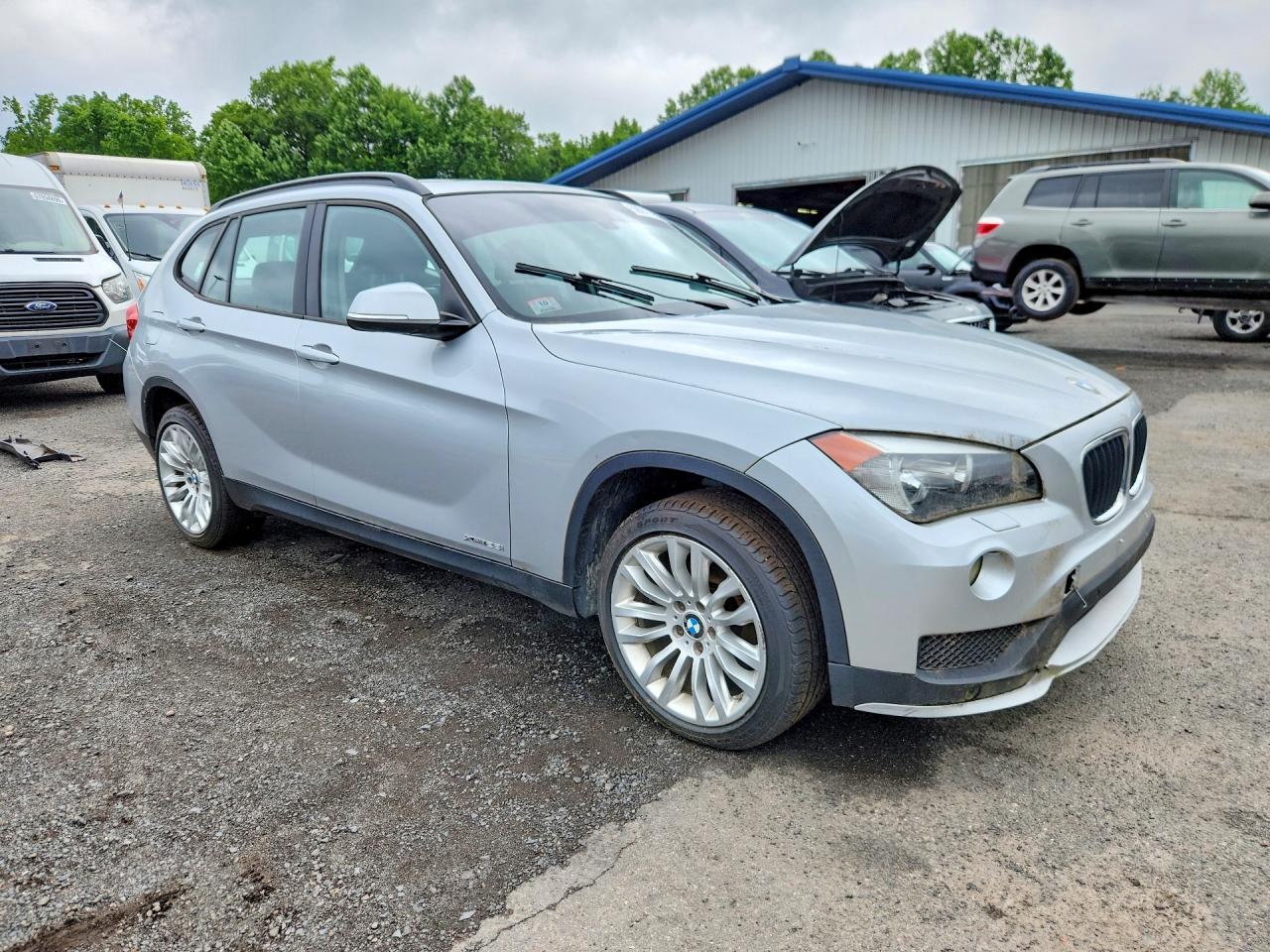 WBAVL1C58FVY32527 · 2015 BMW X1 · 4/12
