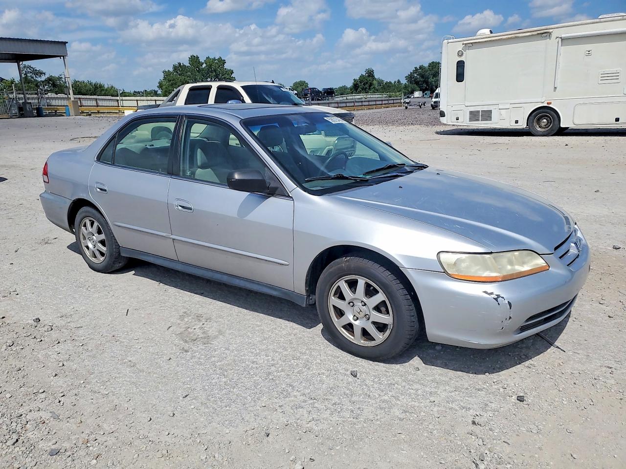 JHMCG567X2C023943 · 2002 HONDA ACCORD · 4/12