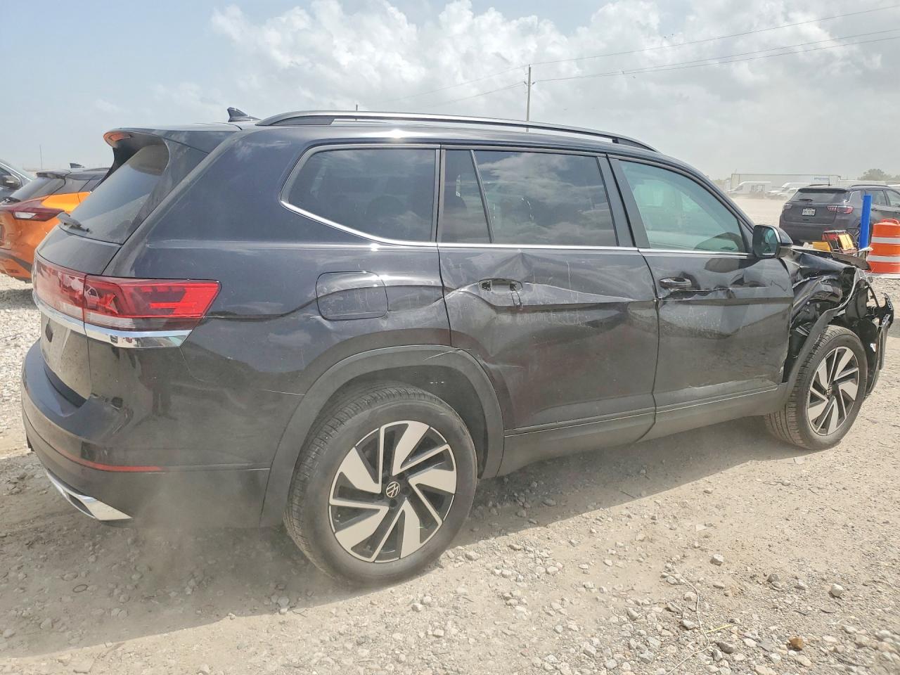 1V2JR2CA9SC534883 · 2025 VOLKSWAGEN ATLAS · 3/12