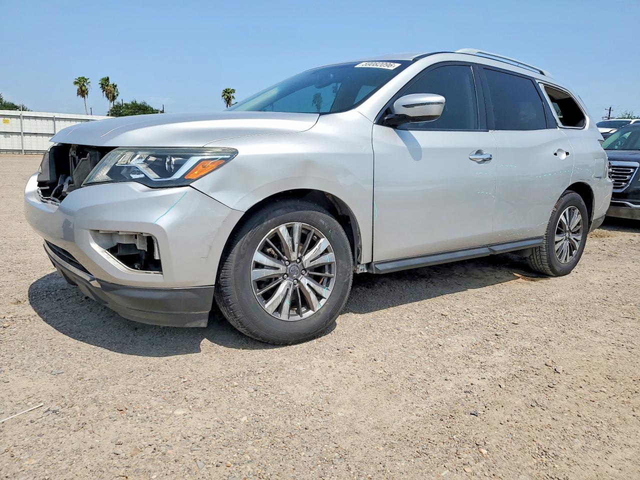 5N1DR2MN8HC692331 · 2017 NISSAN PATHFINDER