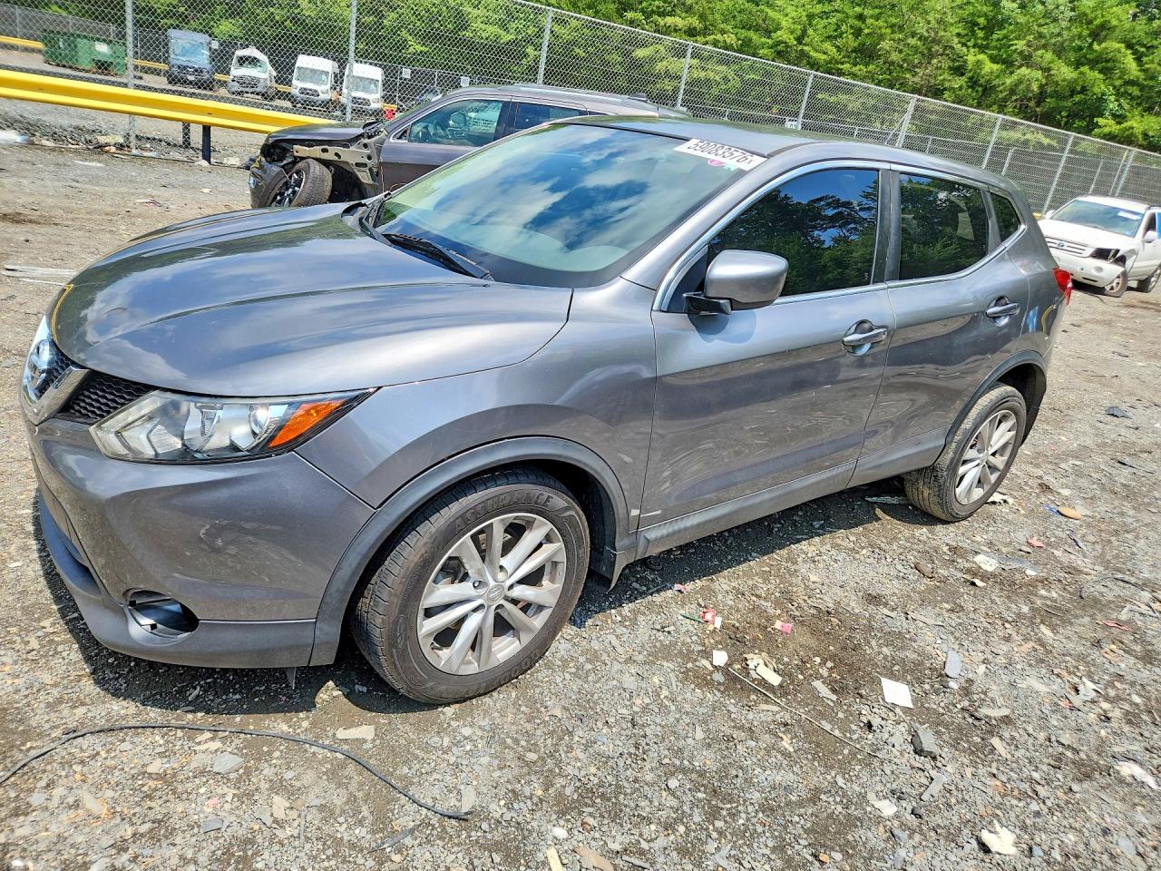 JN1BJ1CP2HW023490 · 2017 NISSAN ROGUE SPORT