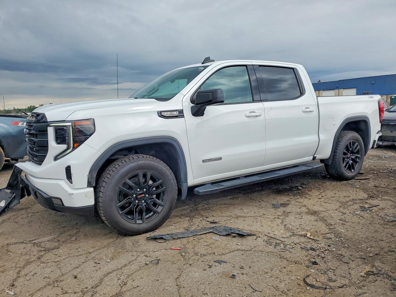 1GTUUCED9NZ624918 · 2022 GMC SIERRA