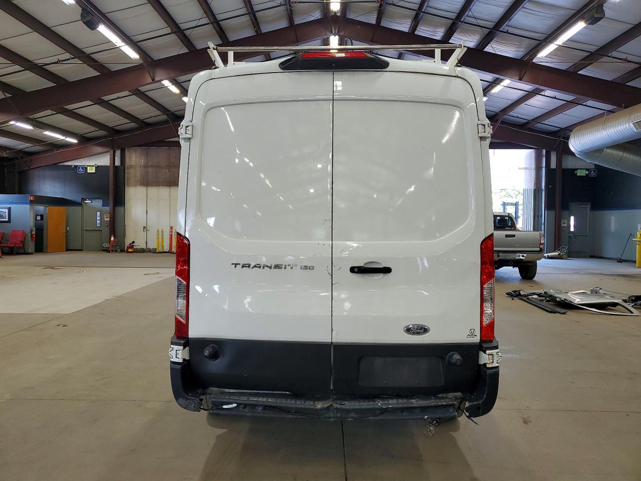 1FTYE2CM0JKA22598 · 2018 FORD TRANSIT · 6/13